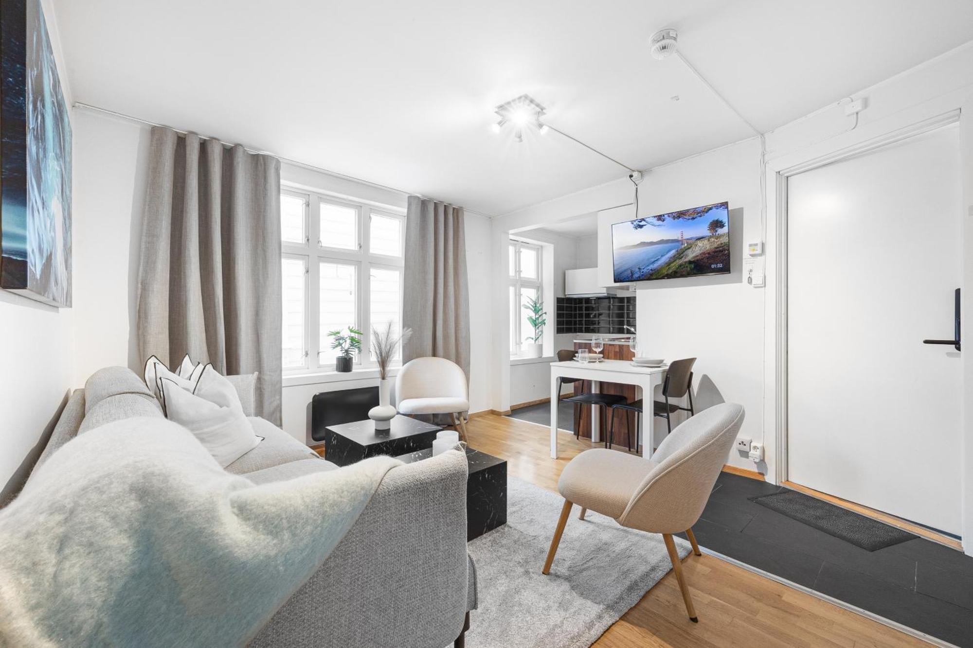Homerentals Apartments - Behind Bryggen & Historic Cobblestone Streets - 2 Floor Renovated From February 2025 Μπέργκεν Εξωτερικό φωτογραφία